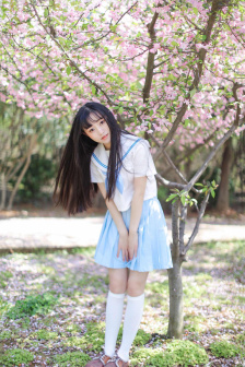 强行挺进朋友漂亮的娇妻